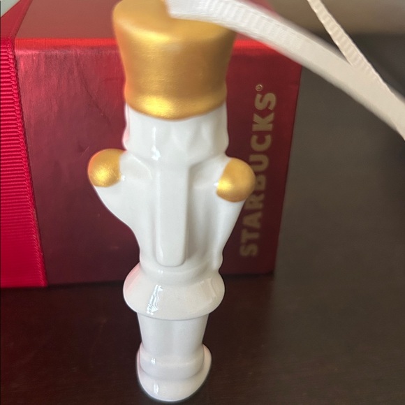 *SOLD* 🎩 Starbucks Nutcracker Ceramic Ornament New - Picture 4 of 6